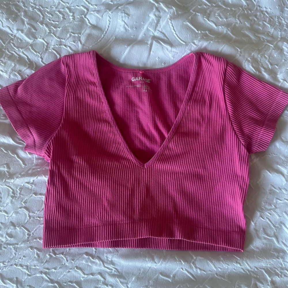 Garage pink cropped short sleeve